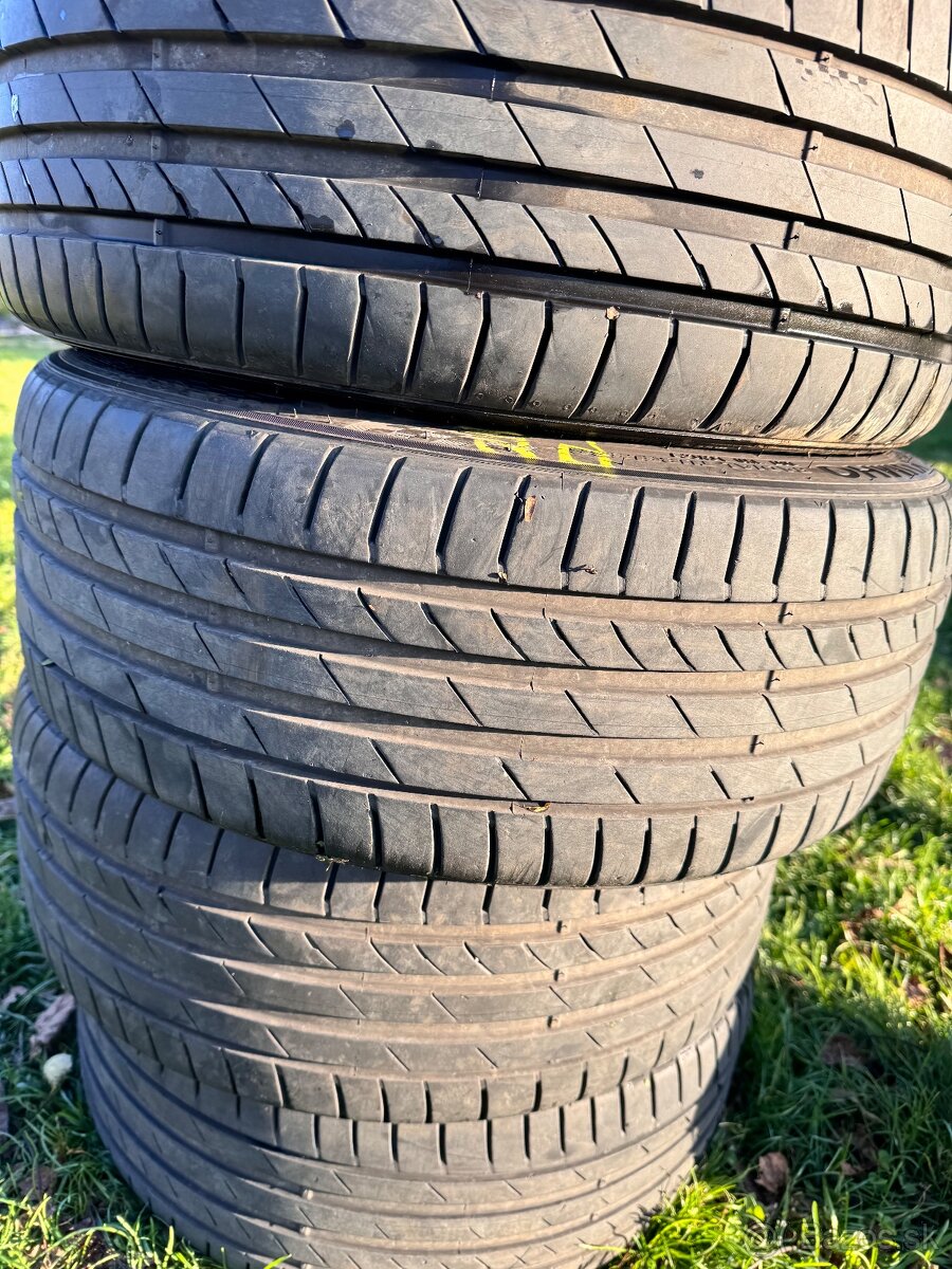 Kumho Ecsta PS71 215/40 R18 89Y