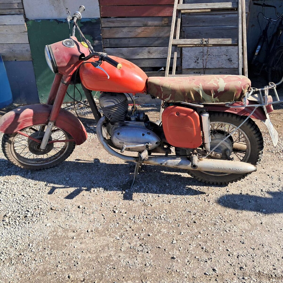 Jawa250