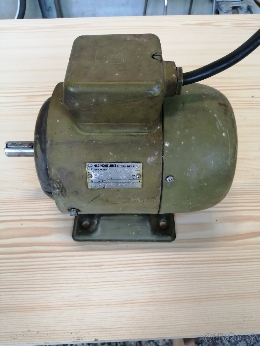 Elektromotor MEZ Mohelnice 550w, 910 ot /min, 400V.