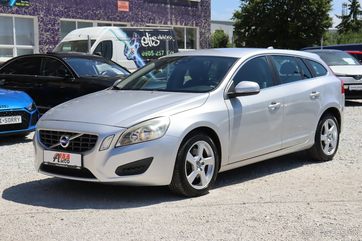 Volvo V60 D5 AWD Momentum Geartronic