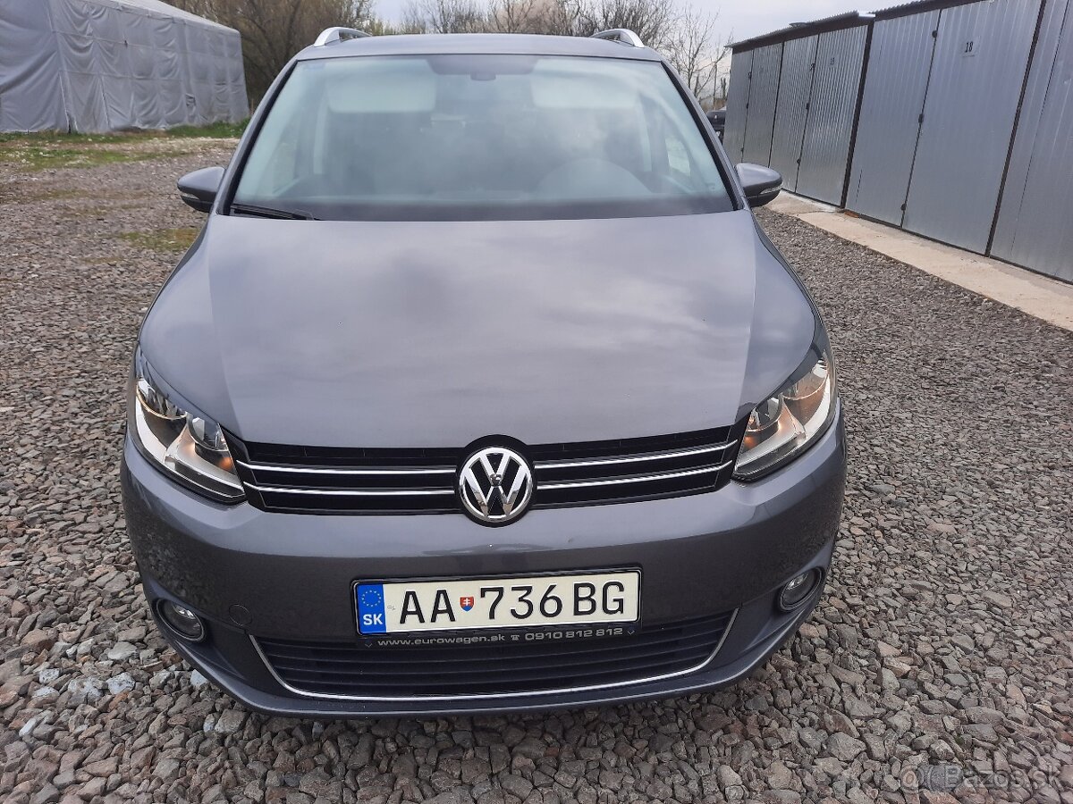 Predam Volkswagen Touran 1,4 tsi 110kw CNG 7 miestne.