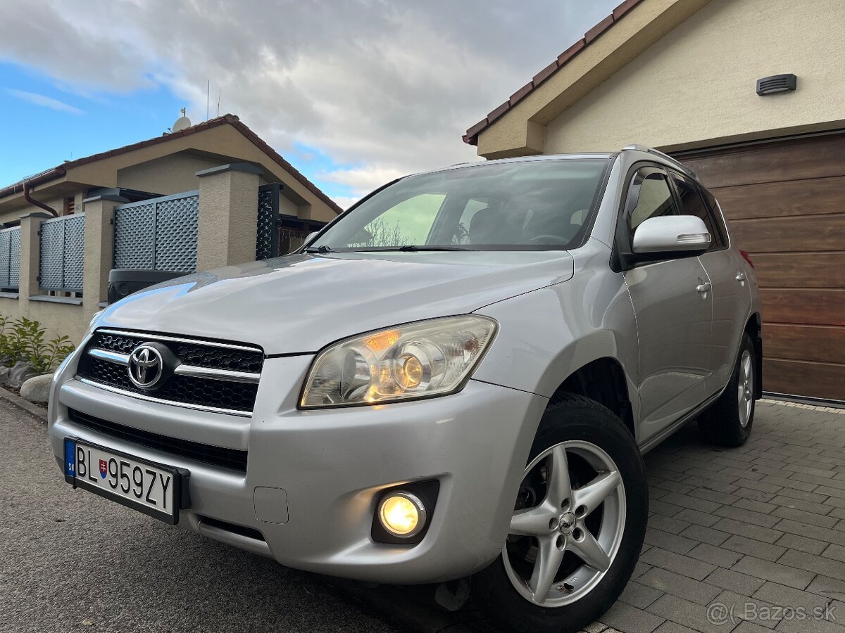 Toyota RAV 4 2.2D-4D 4x4 110kw naj.13ooookm