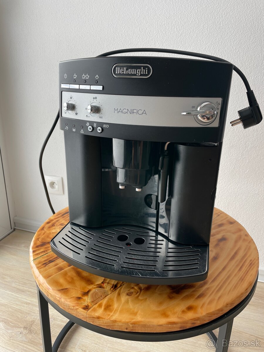 Delonghi ESAM 3000 Magnifica