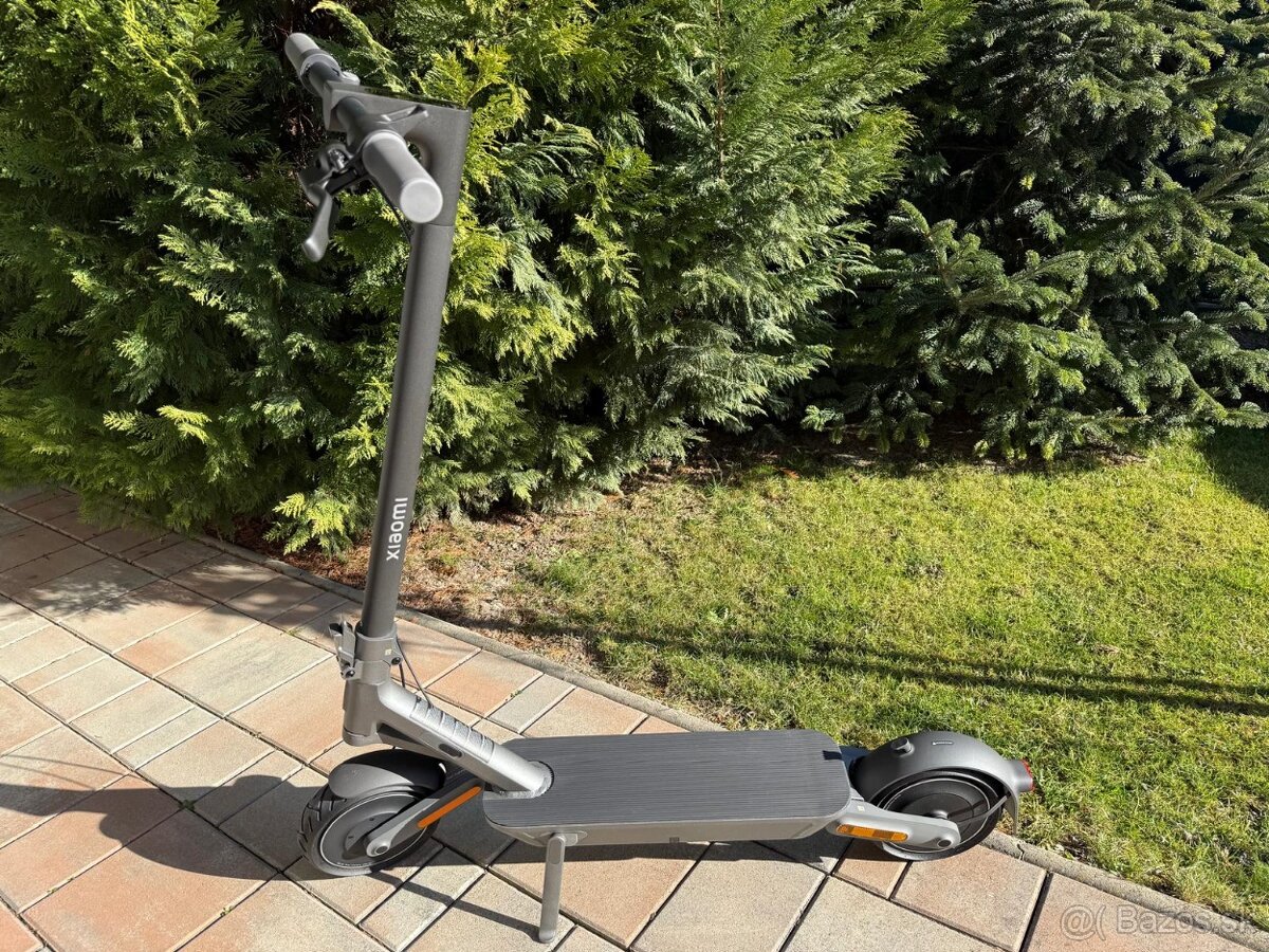 Predám Xiaomi Electric Scooter 4 Ultra – iba vyskúšaná