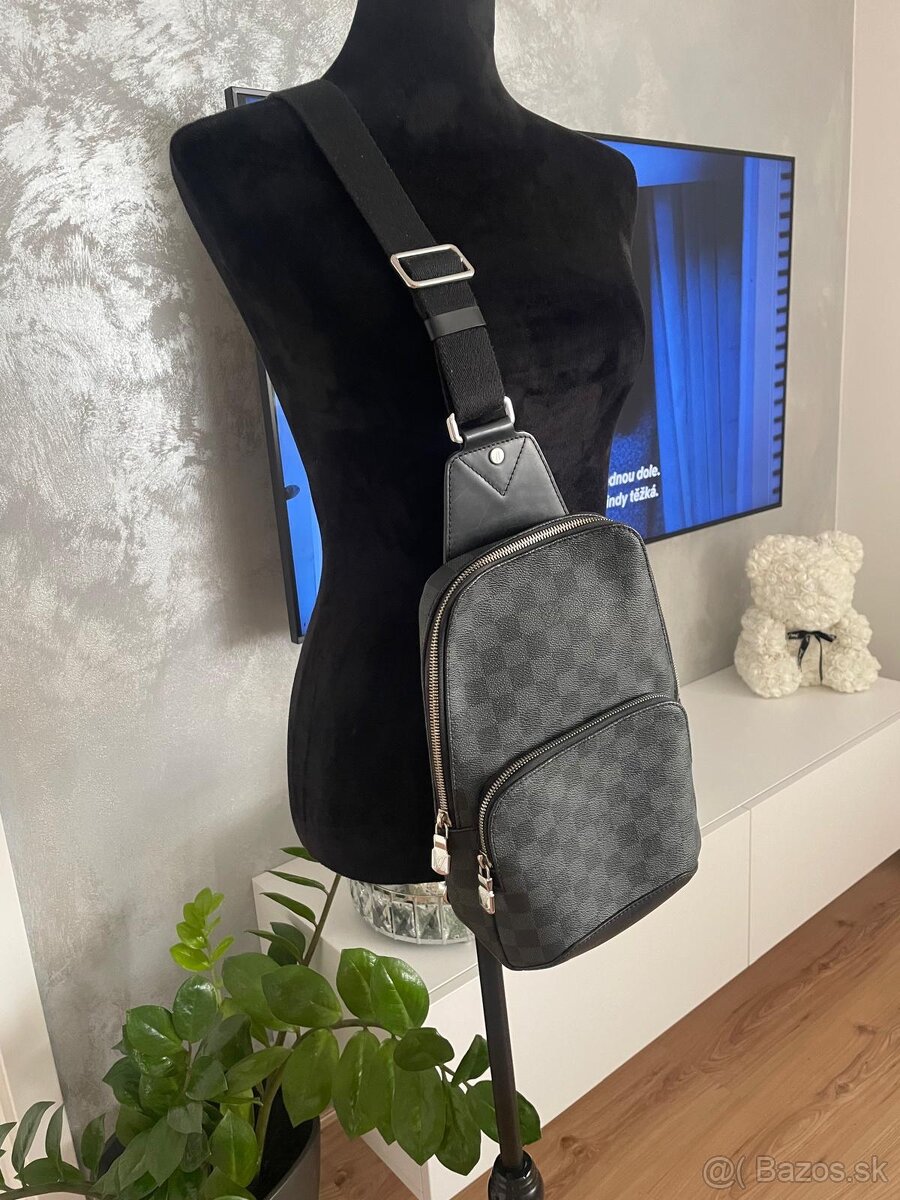 Louis Vuitton Avenue Sling Bag pánska taška