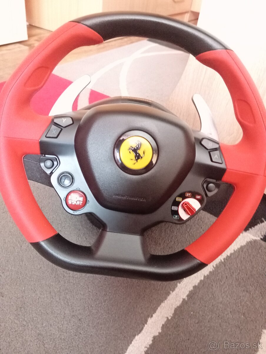 Volant Ferrari na Xbox