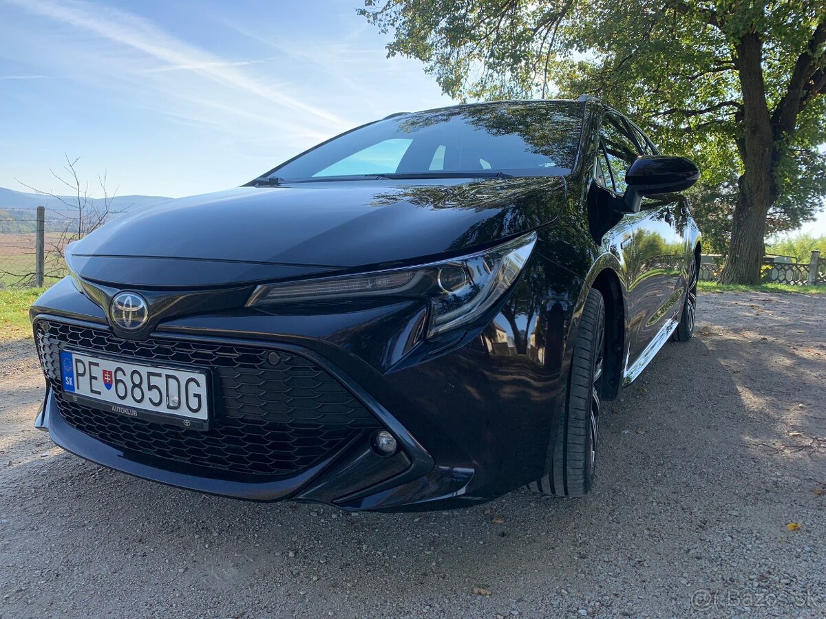 Toyota Corolla Combi 1.8 Hybrid