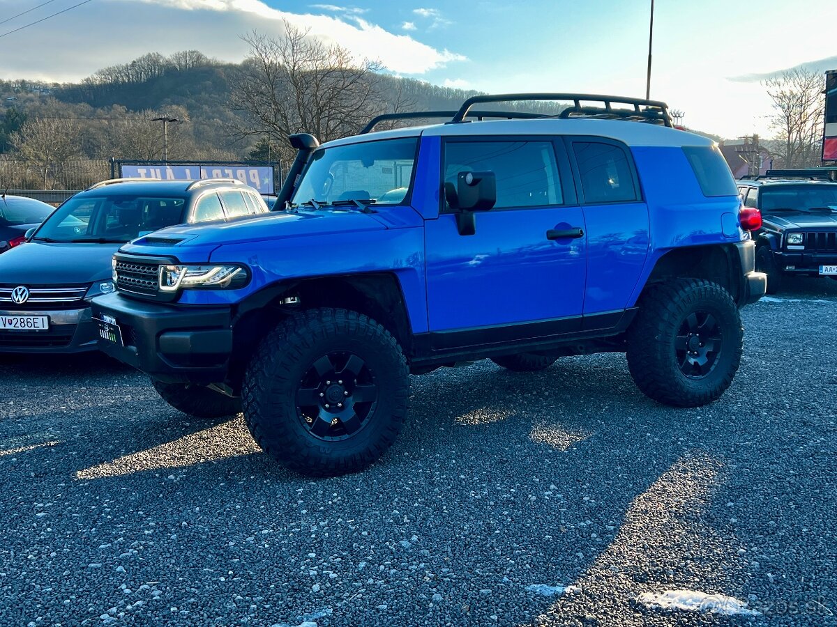 Toyota FJ cruiser