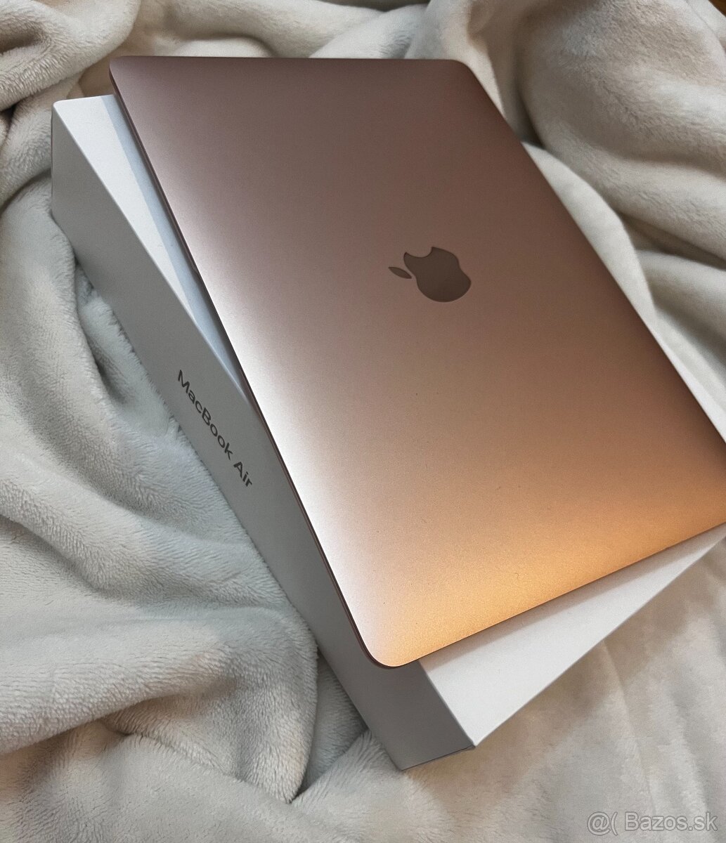 MacBook Air Retina 13-palcový 2019