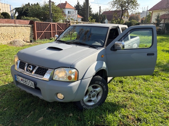 Nissan navara vo velmi dobrom stave