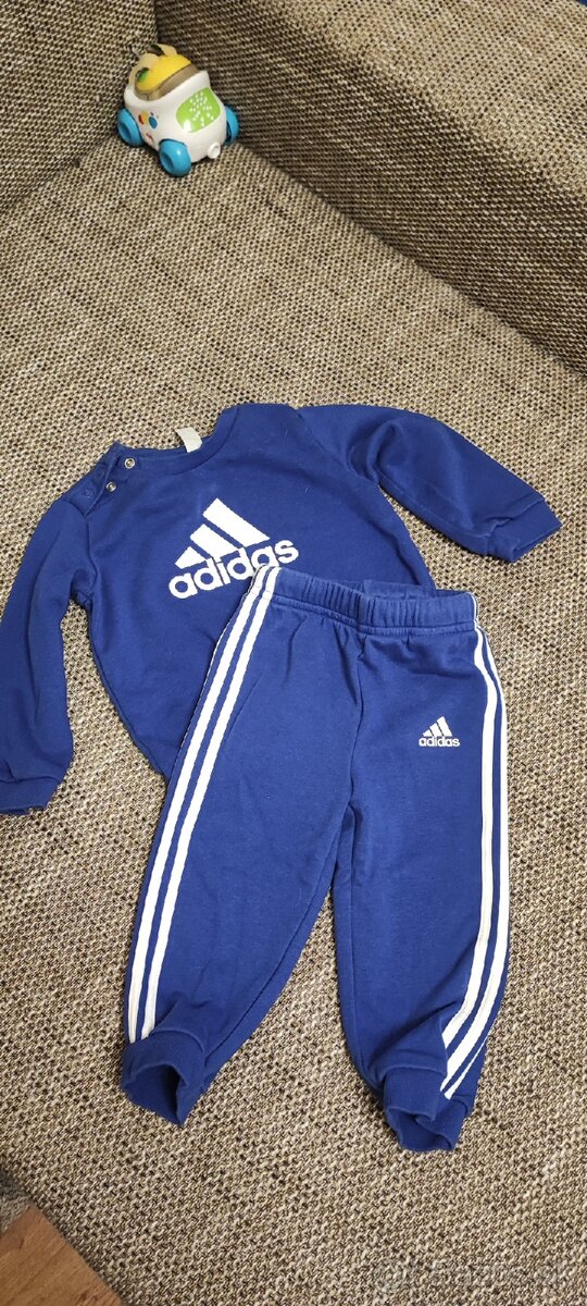 Športová súprava Adidas č.80