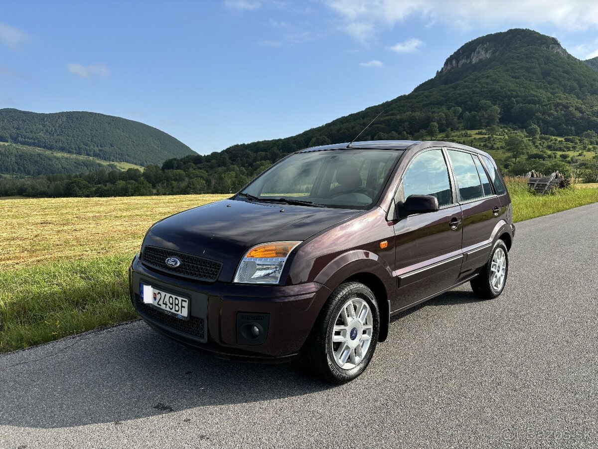 Ford Fusion 1.4 ( benzín ) Kúpený v SR Nová STK 138 000 km