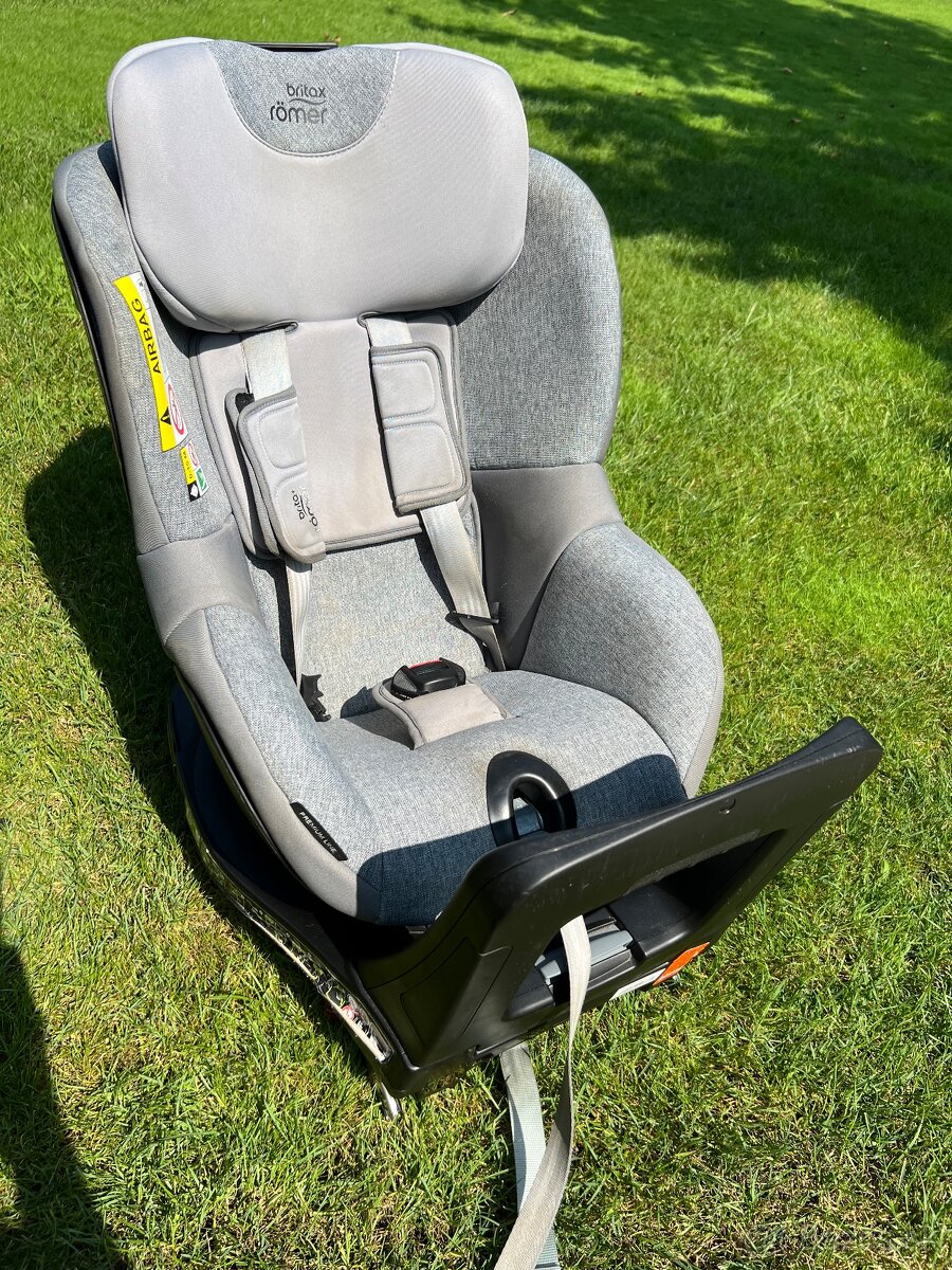 Britax Römer iSize