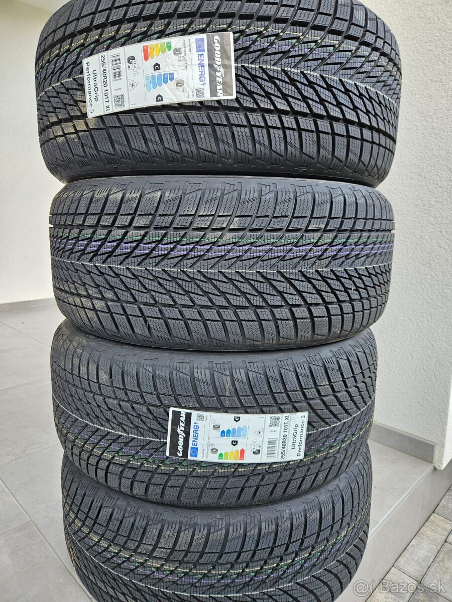 2/ sada zimných pneumatík goodyear 255/40 R20