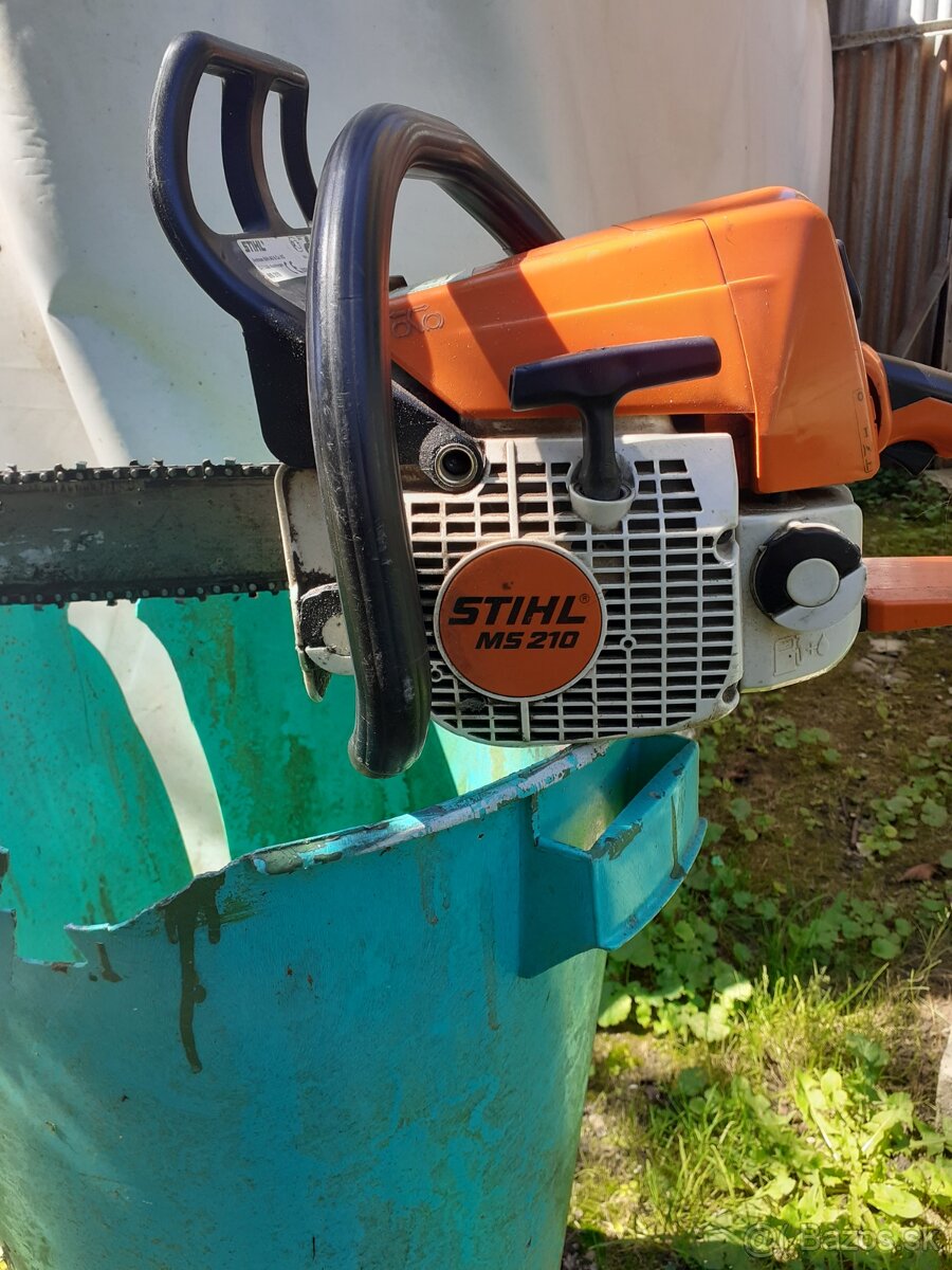 STIHL 210.