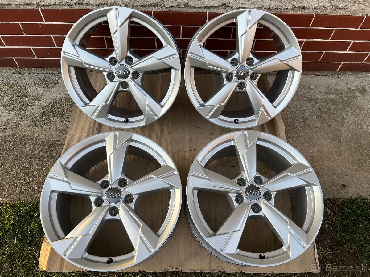 R18 originál Alu disky 5x112 Audi