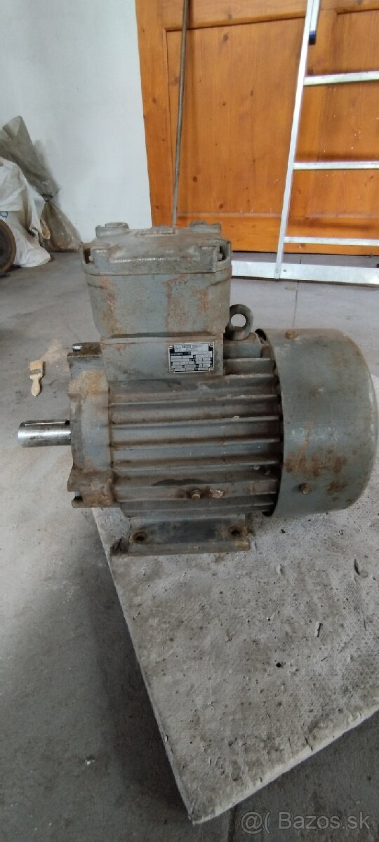 Motor 7.5/10 kw ZSE 2885 otčok