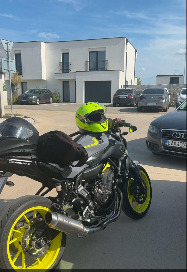 Ladený Výfuk Yamaha mt07 14-23