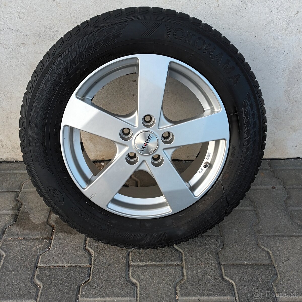 Predám pneu+disky215/65R1+Disky 6,5jx16 et48 5x114,3