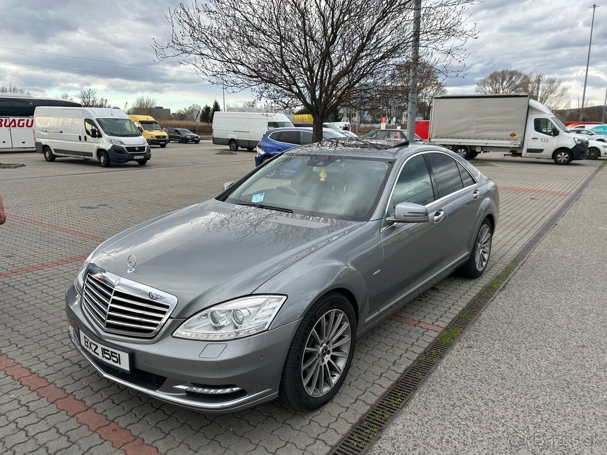 Mercedes Benz S350 Bluetec 2011