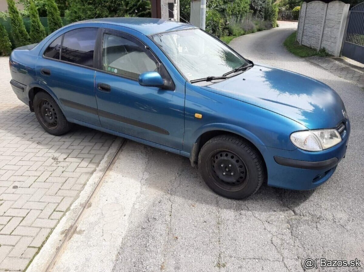 Predám dvere svetlá na Nissan almera 1.5 66kw QG15 rok 200