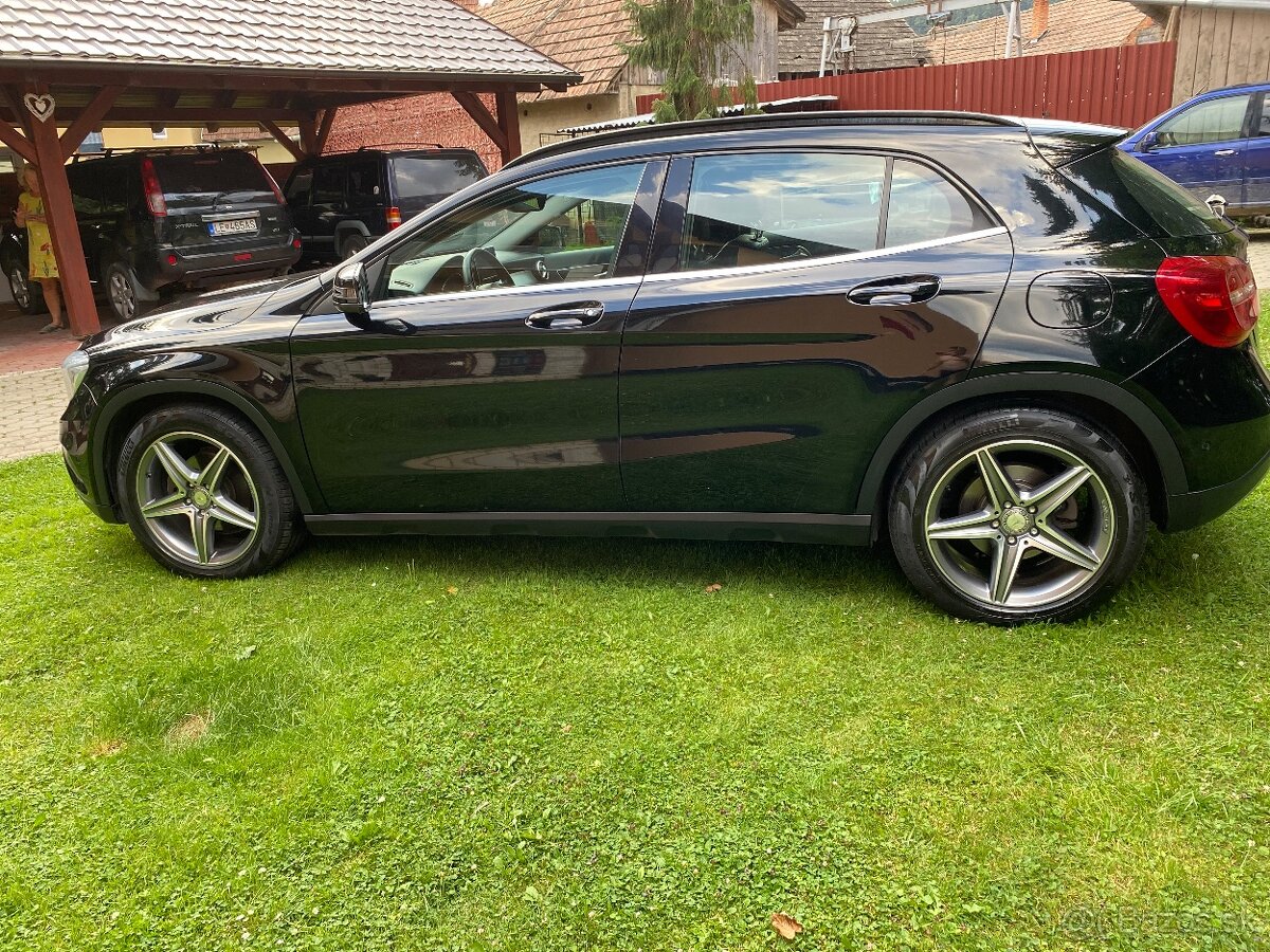 Mercedes-Benz GLA 220CDI 4Matic