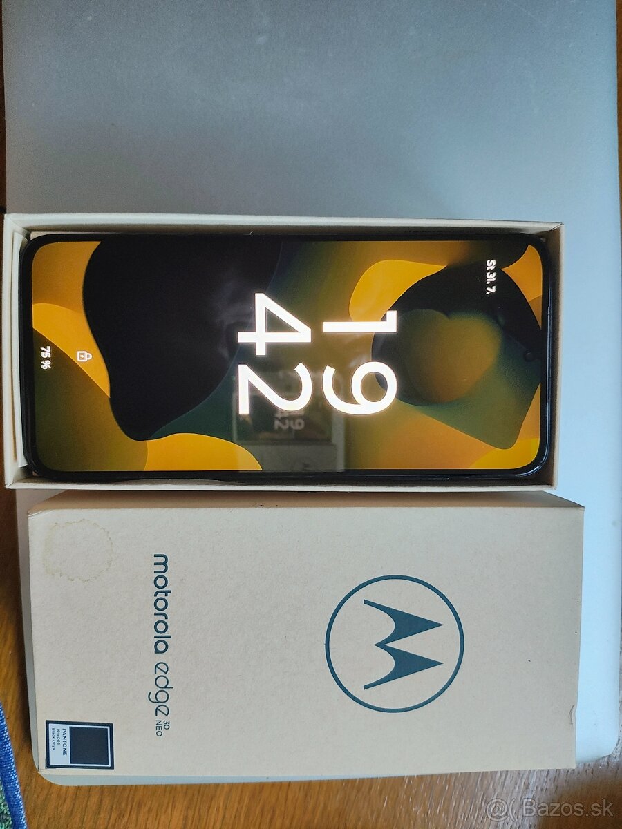 Motorola edge 30 NEO