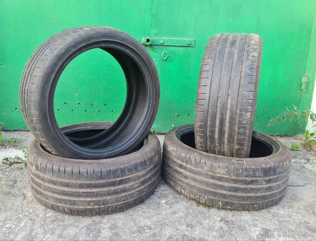 Letní Pneumatiky Dunlop Sport Maxx RT2 225/40R18