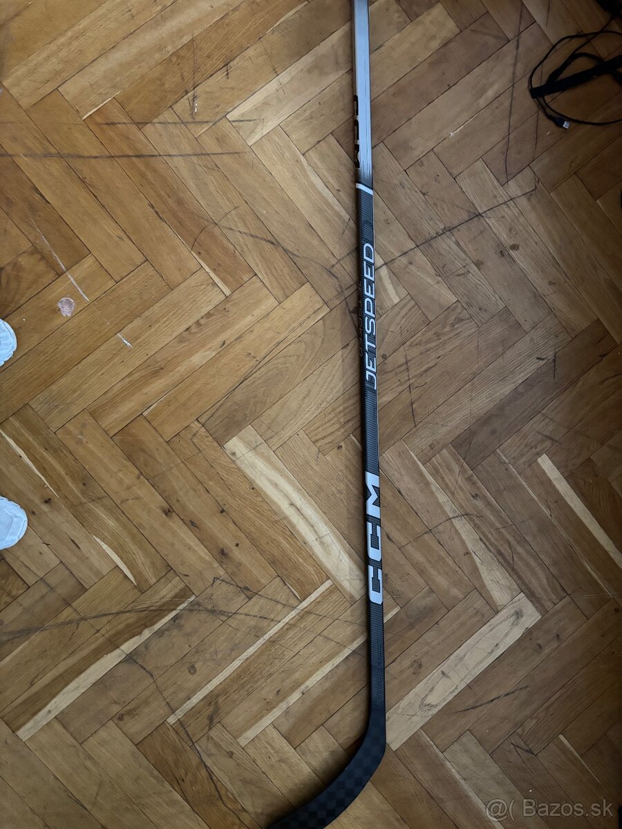 Hokejka CCM JetSpeed Sr.