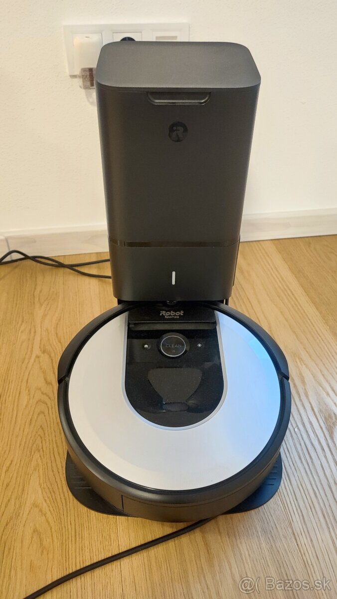 Predám iRobot Roomba i7+