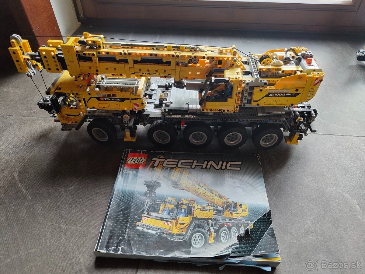 LEGO Technic 42009 Mobilný žeriav MK II