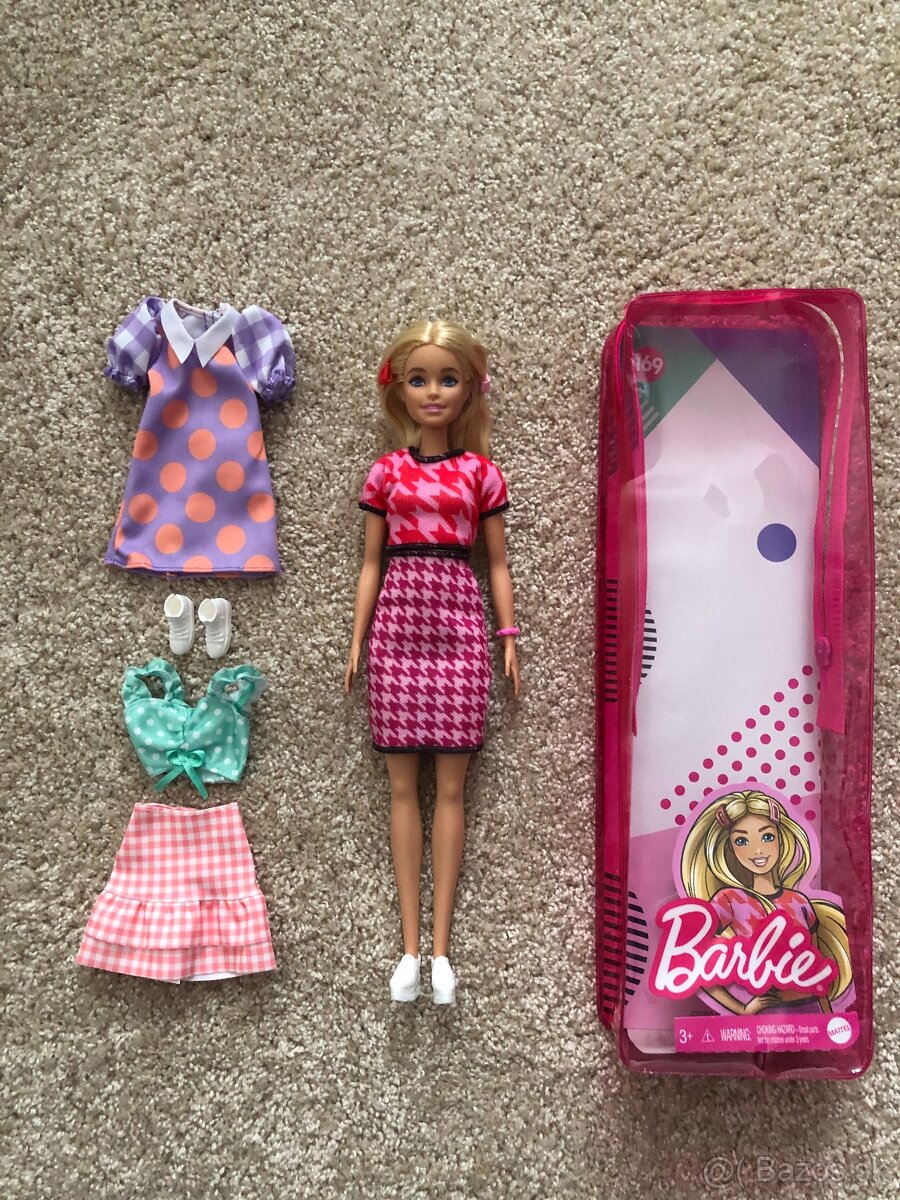 Barbie set - bábíka a oblečenie