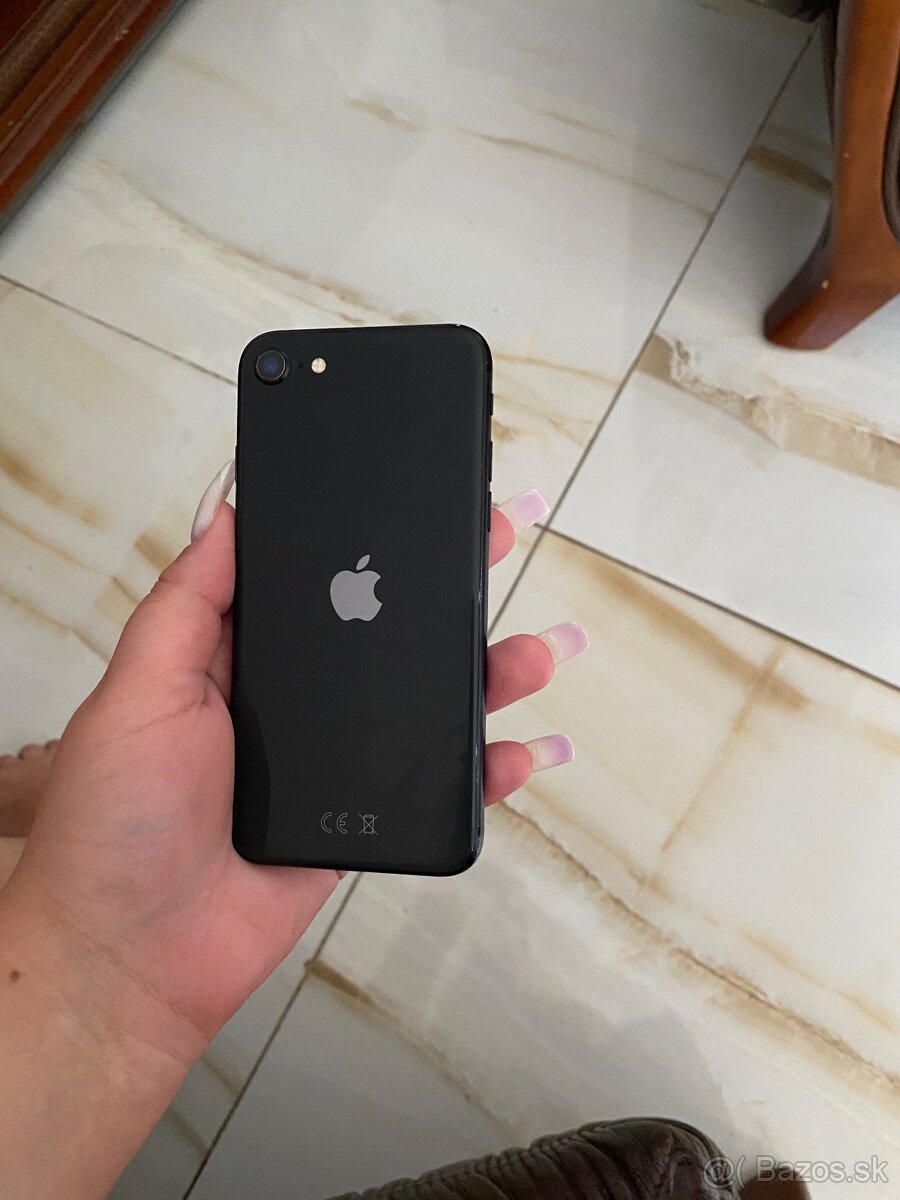 iPhone SE 2020 64GB