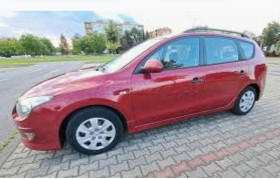 rozpredam Hyundai i30 kombi rok 2008 - - - - -