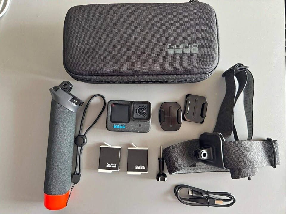 GoPro 12 BLACK BUNDLE