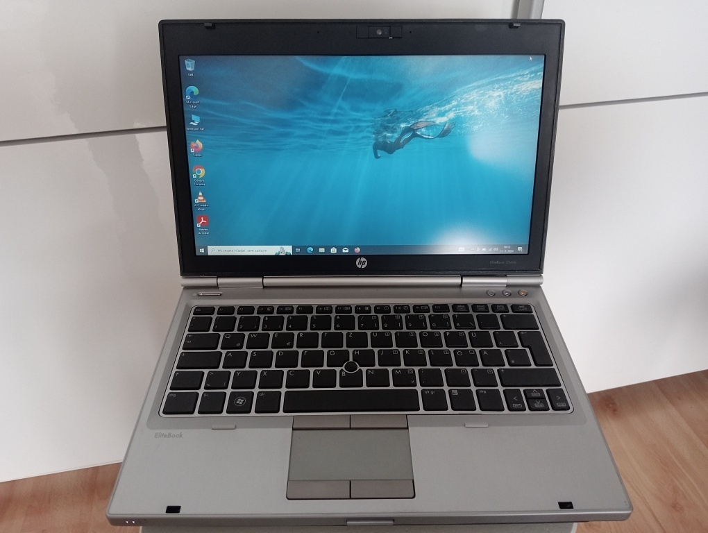 HP Elitebook 2560p , Intel core i5, 8gb ram , 256gb ssd