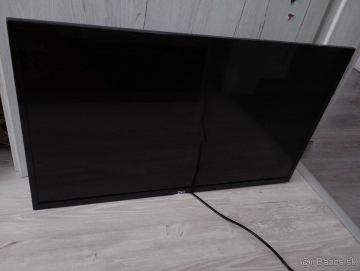 TV TCL na náhradné diely