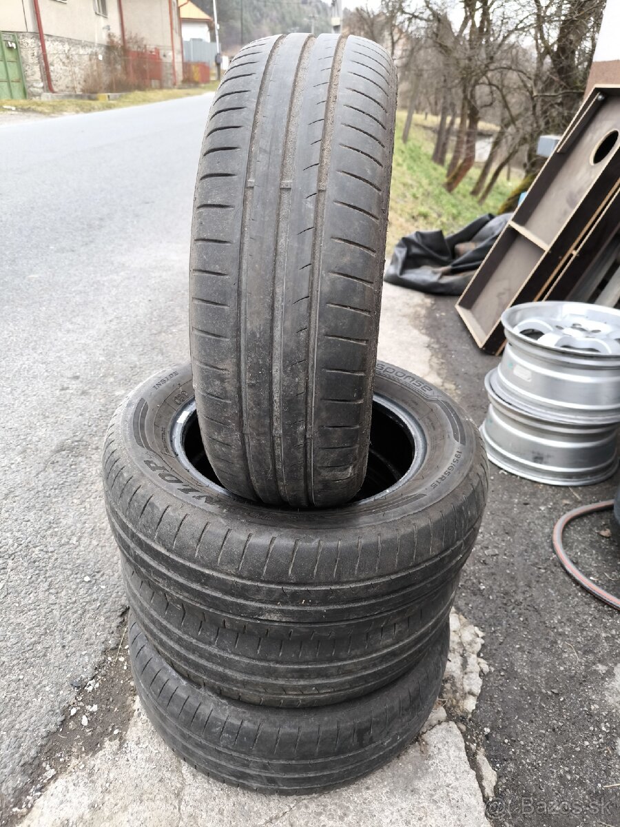 Dunlop 195/65R15 letné