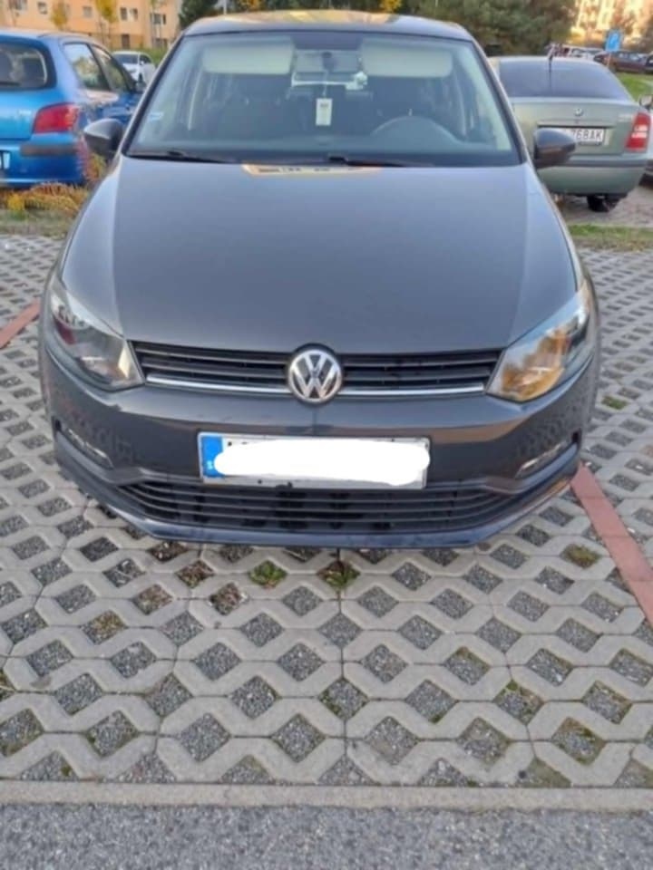 Predám vw Polo 1.0mpi 55kw benzín,rok v.2014, najazd61000km