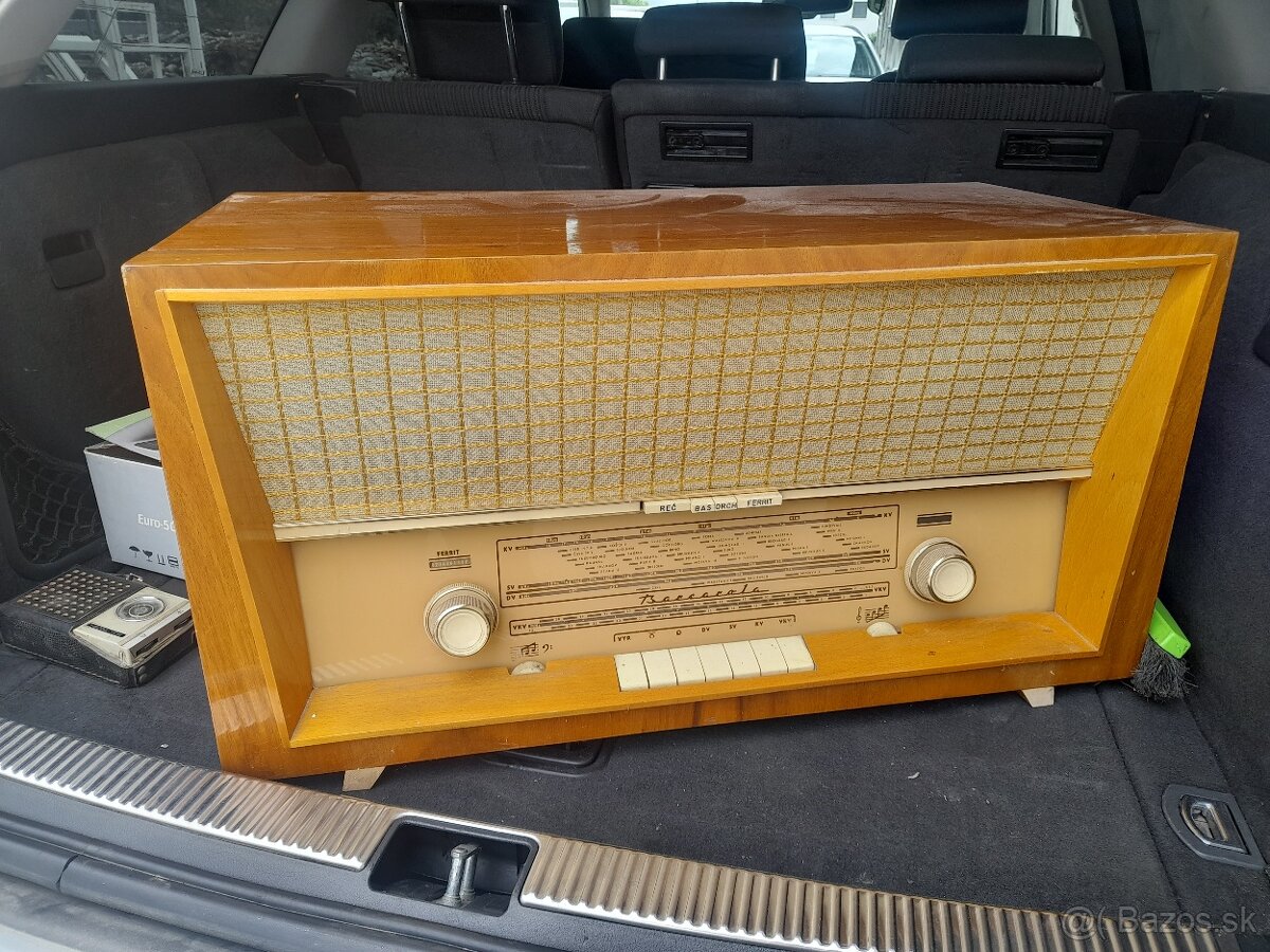 Predám radio tesla 1009A barcarola