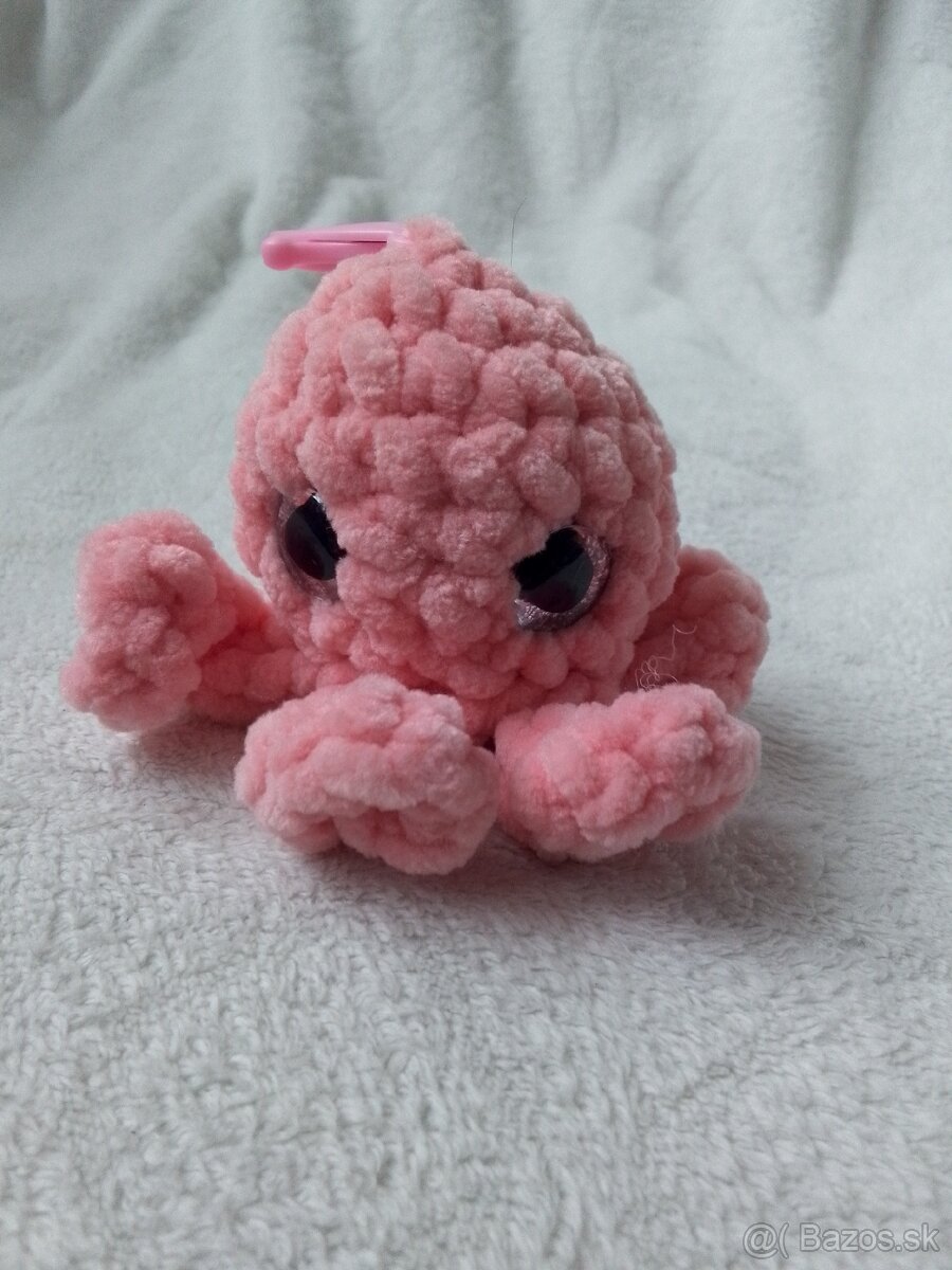 Hačkovaná mini chobotnica
