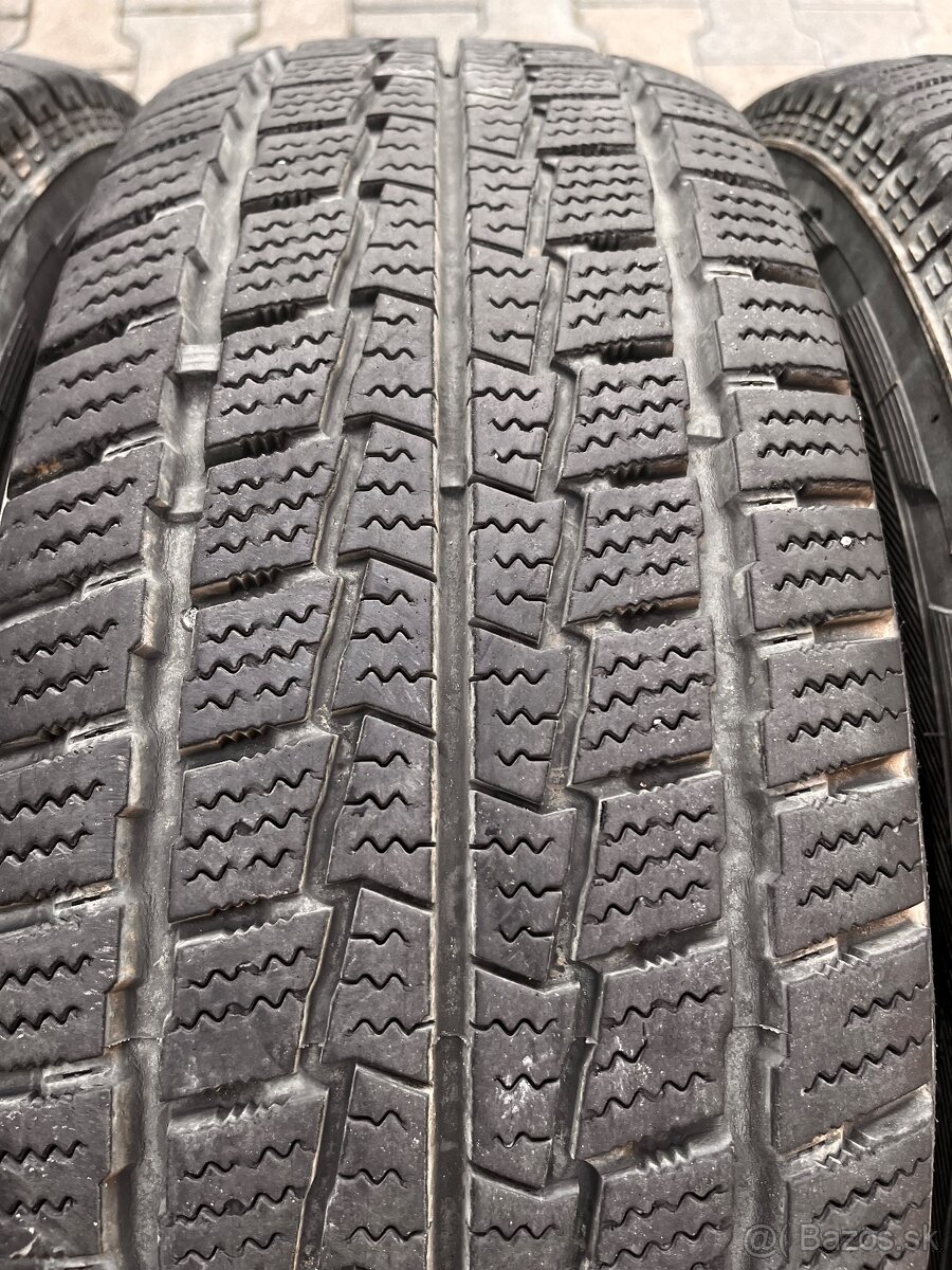 215/70R16C Hankook zimne