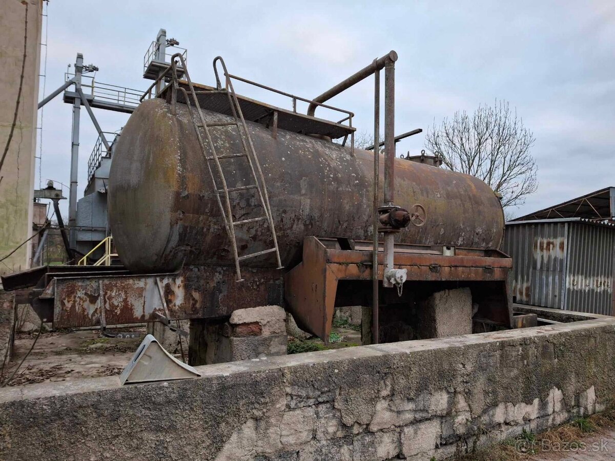 Nádrž nadzemná 8000liter