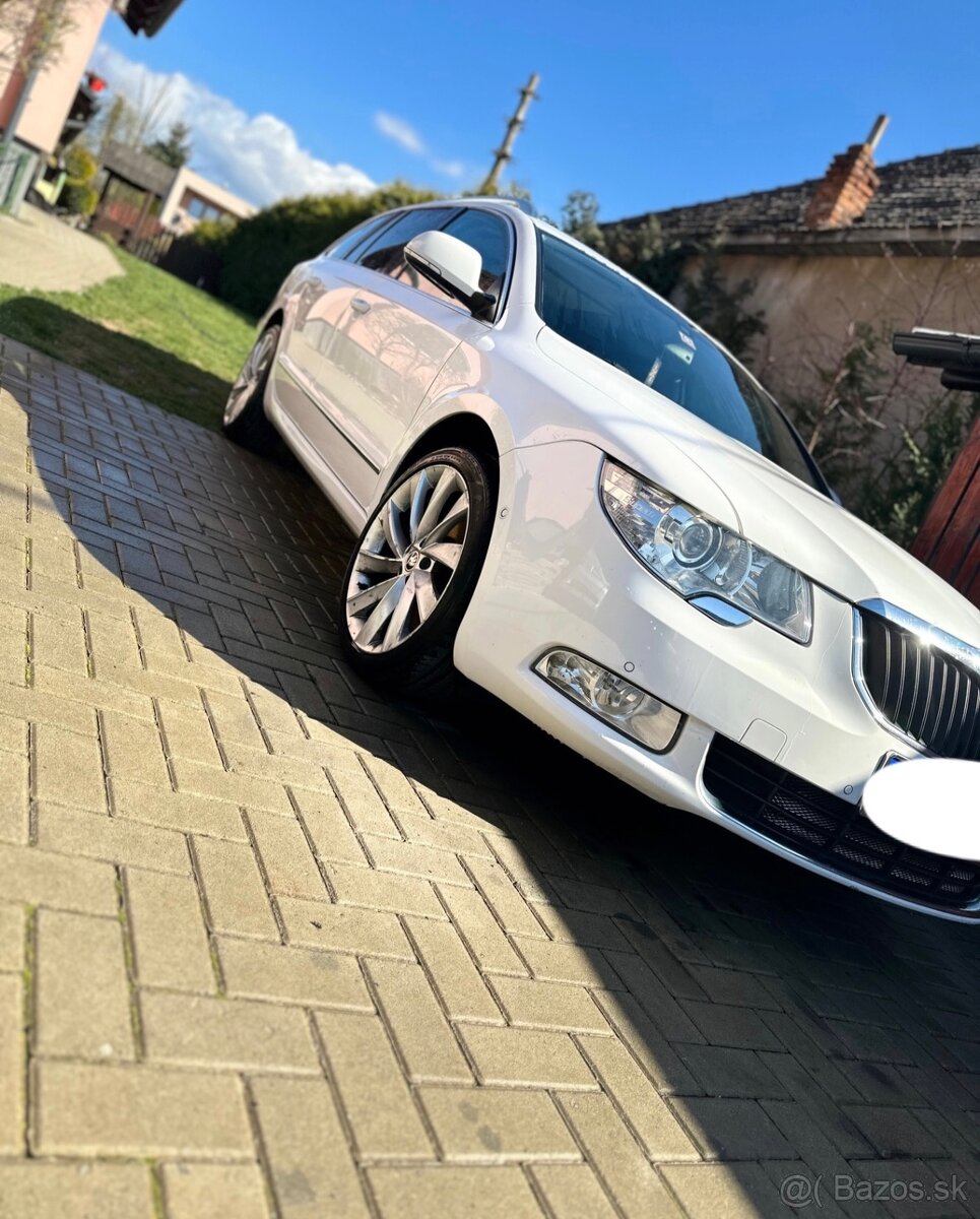 Škoda Superb 2