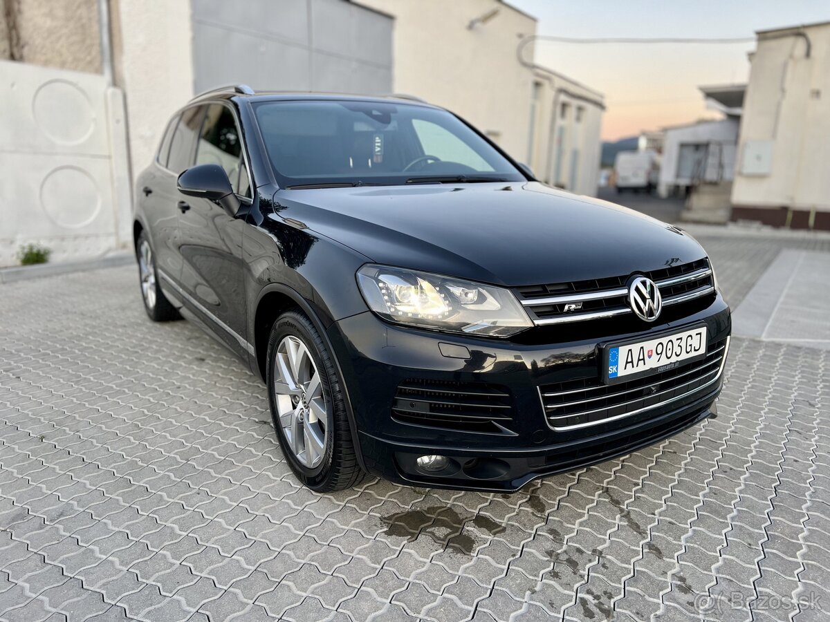 Volkswagen Touareg R-LINE 3.0TDI