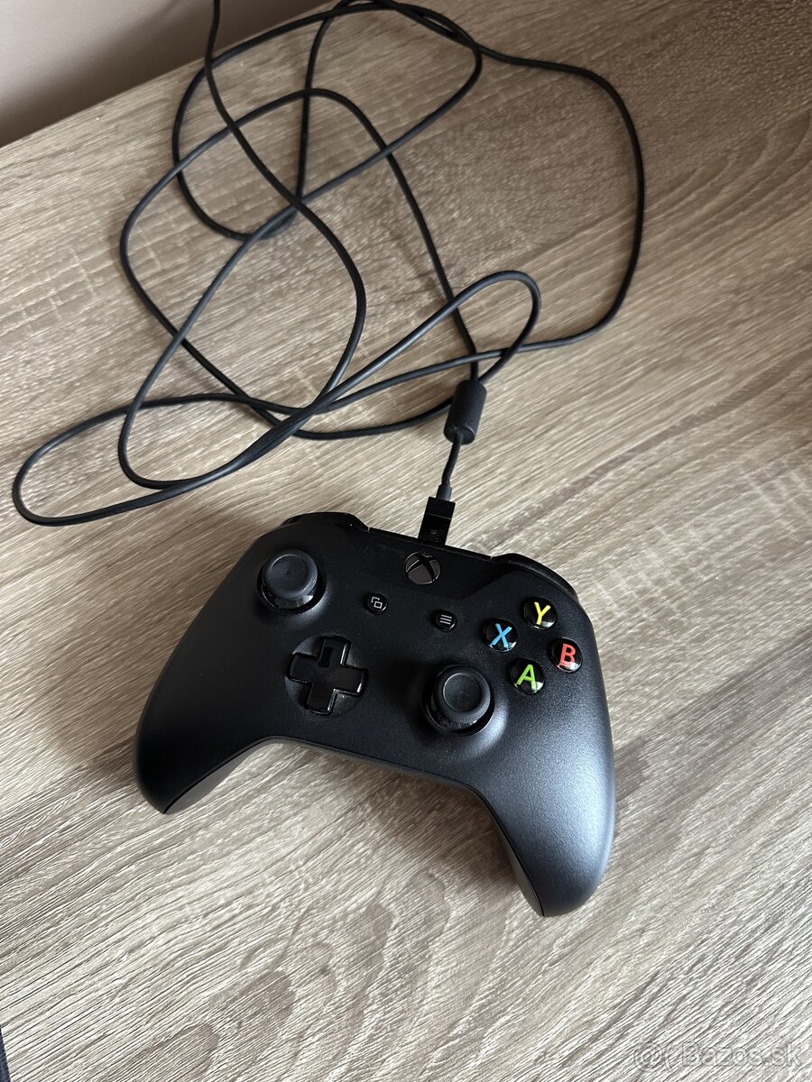 Xbox One ovládač