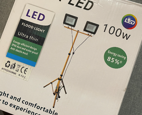 LED stavebný reflektor 100W