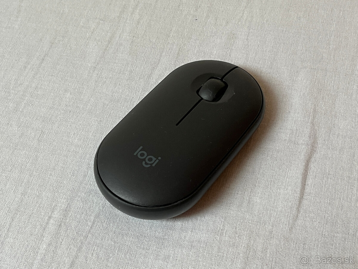 Logitech M350 Pebble