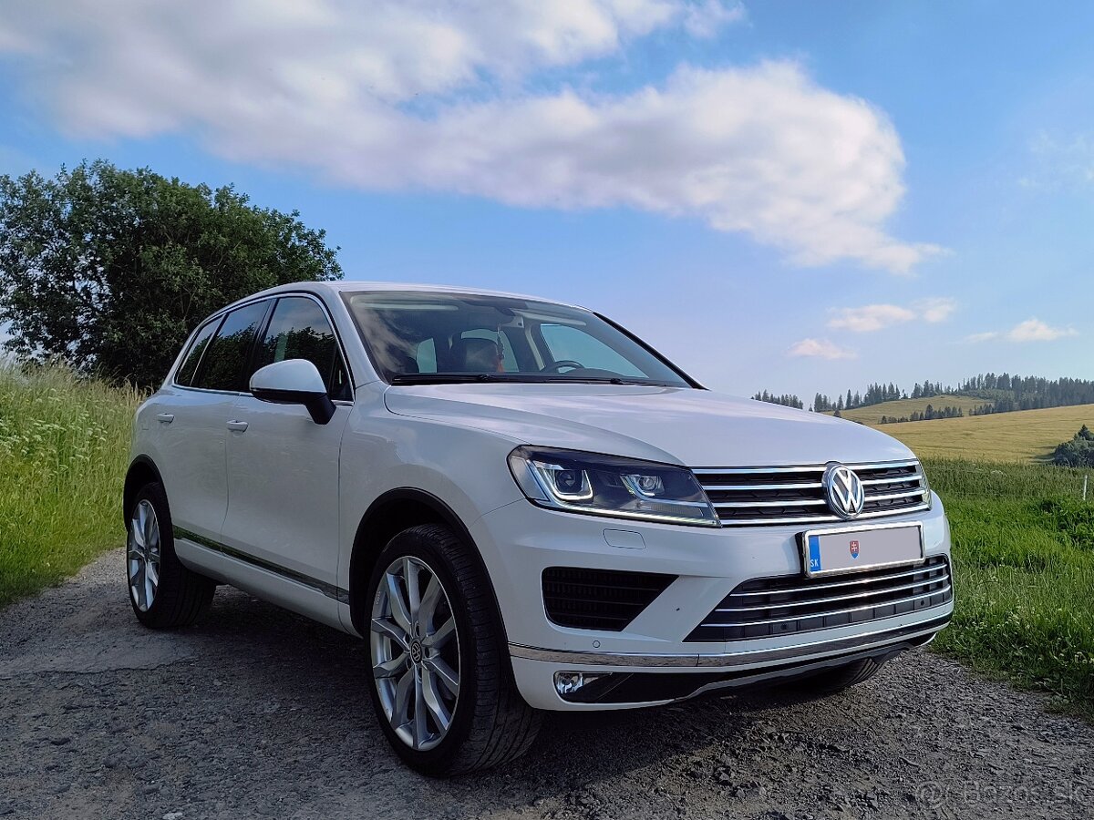 Volkswagen Touareg 3.0 TDI 4MOTION TOP STAV