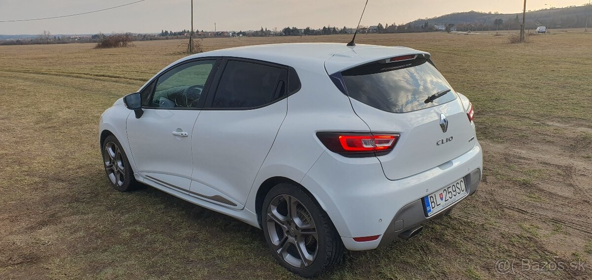 Renault clio